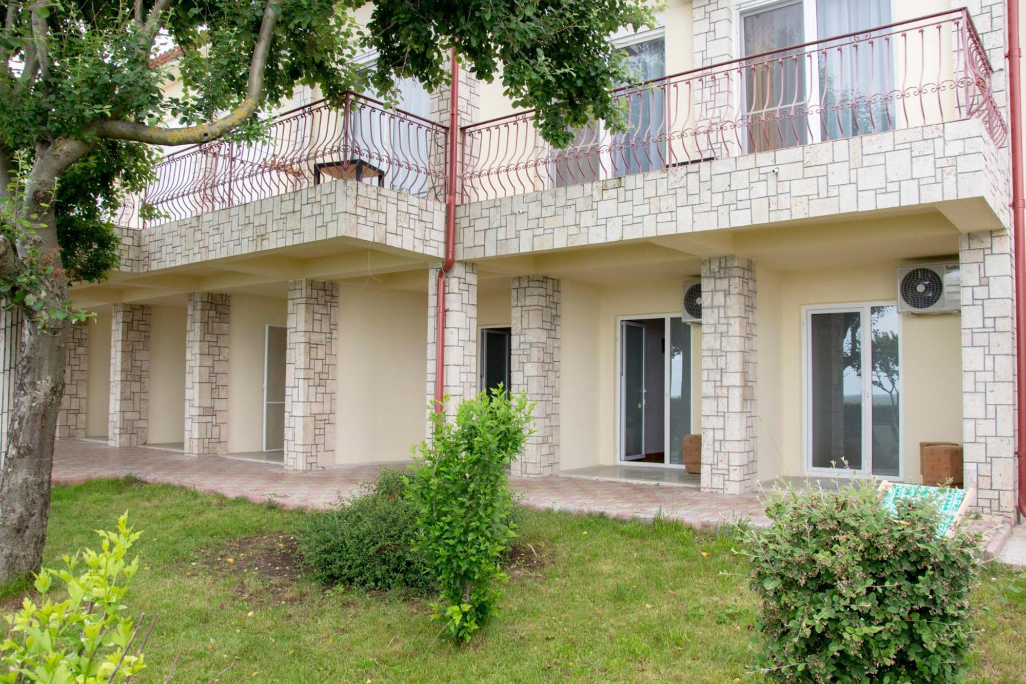קוסטינסטי Vila Rasarit De Soare מראה חיצוני תמונה